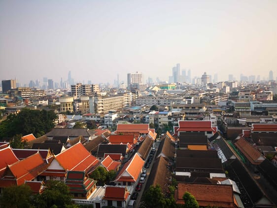 Bangkok – jak dojechać, gdzie mieszkać